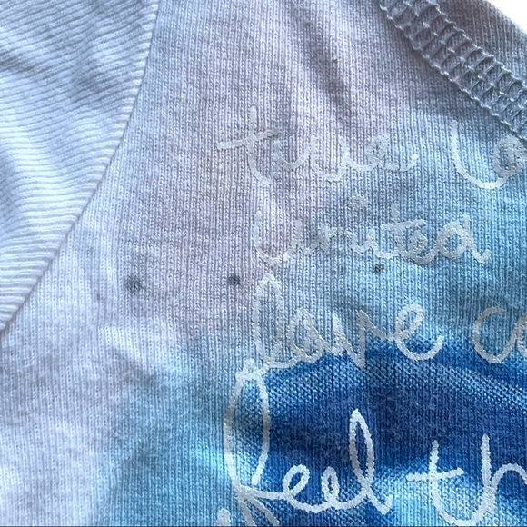 VINTAGE HOLLYWOOD ONE LOVE GRAPHICS BLUE & WHITE SHIRT SIZE SMALL - Picture 4 of 7